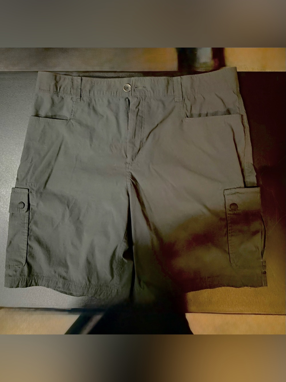 Orvis Men’s Lightweight Cargo Shorts